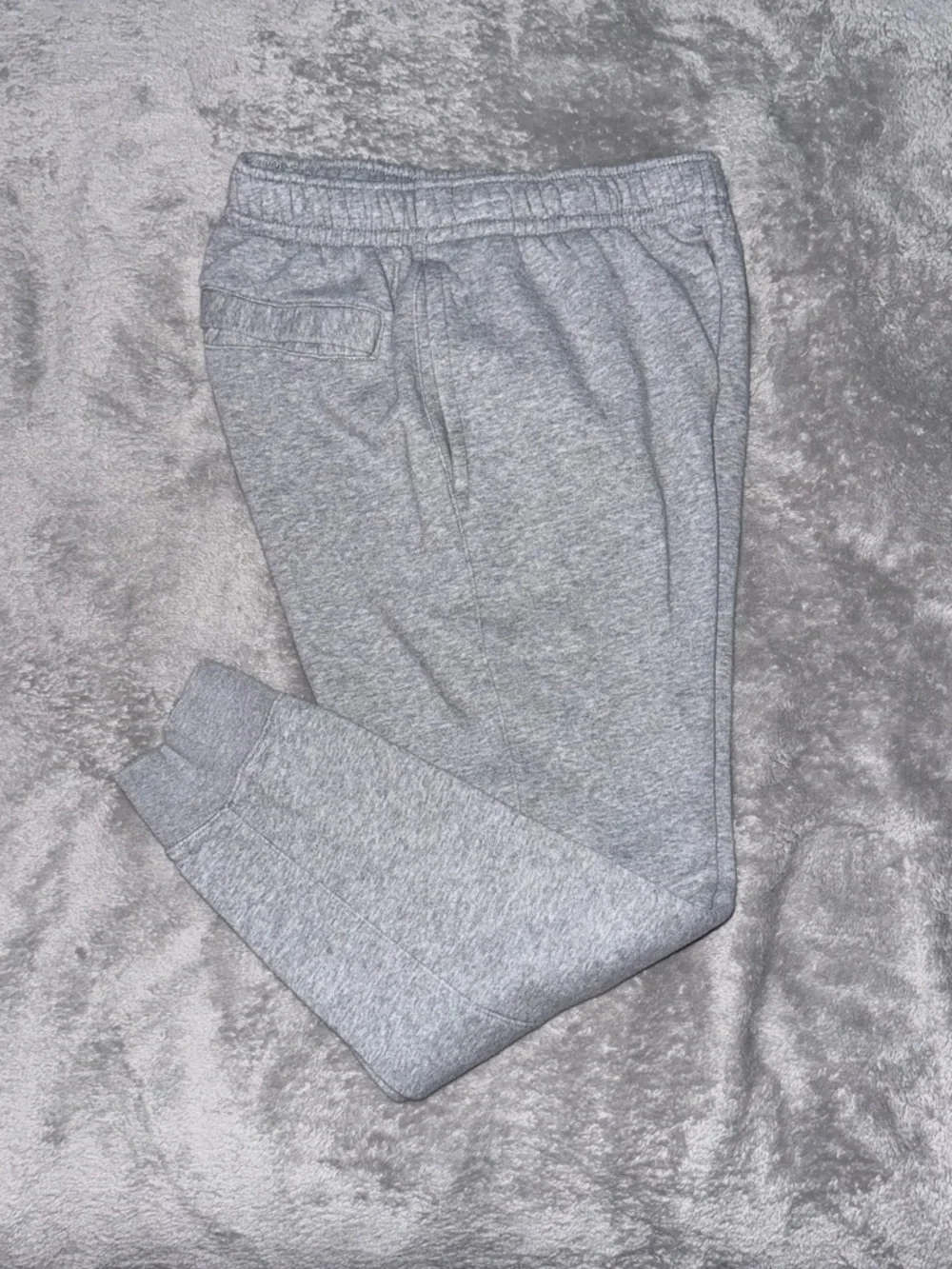 Nike Men's Light Gray Heather Joggers